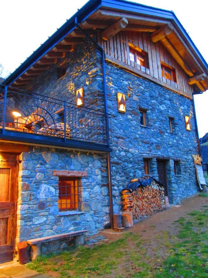 Chalet Cuore Selvatico Monno Экстерьер фото